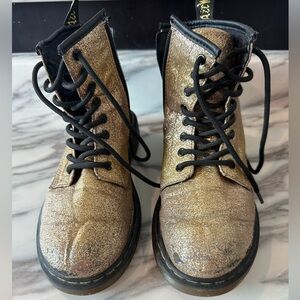Dr Martens Delaney Glitter